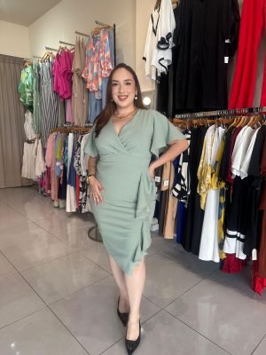 VESTIDO MIDI VERDE MENTA CON VOLANTES 25736