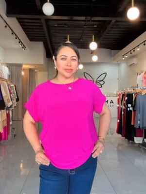 Blusa básica fluida en color vibrante 23080